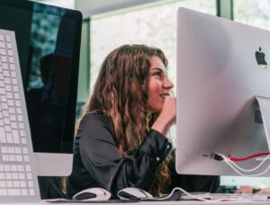 Read more about the article Best AI Tools for a One-Person Business in 2026 (With Real Pricing)