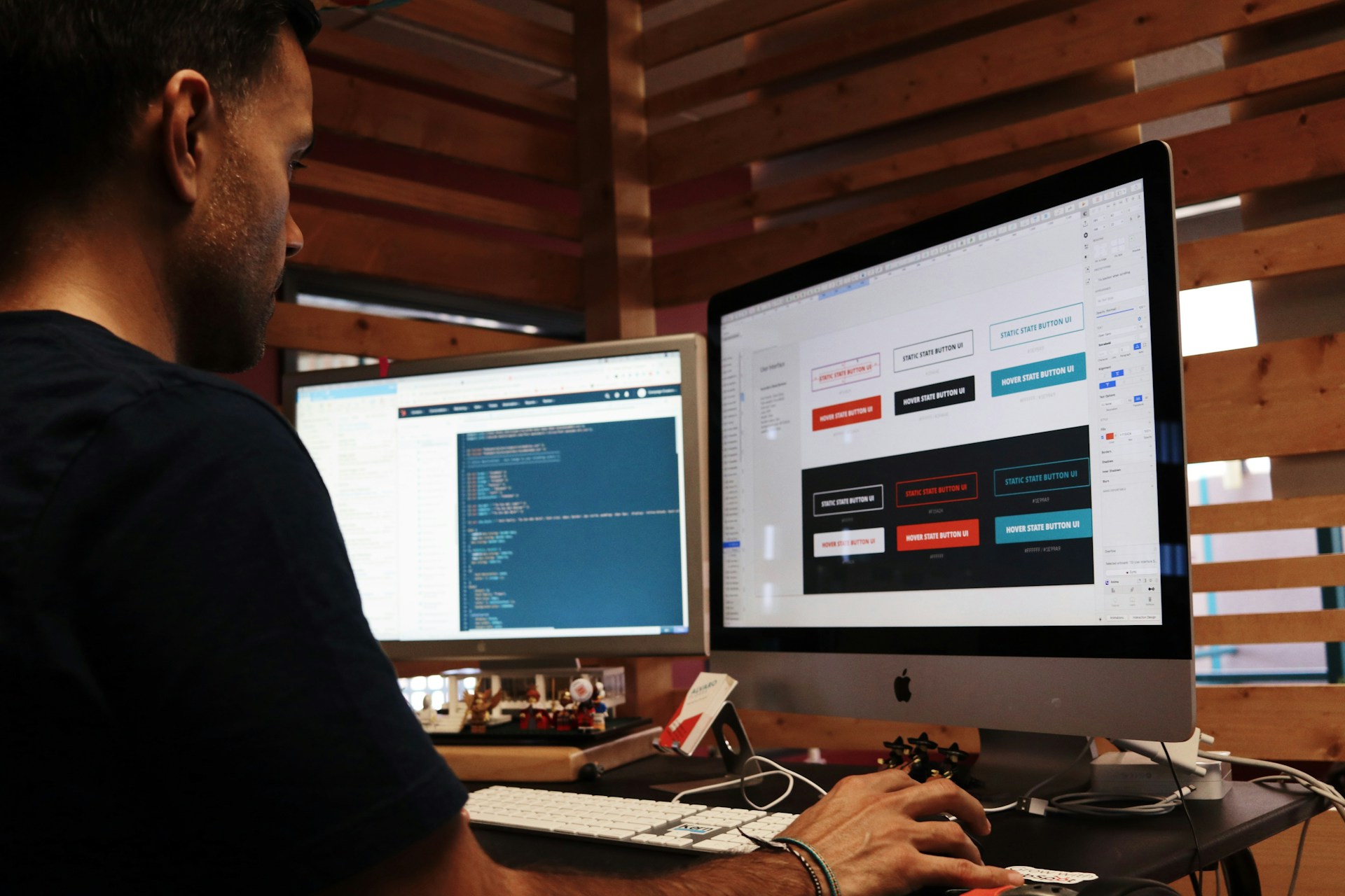 You are currently viewing How to Deliver Client Work Efficiently as a Solo Founder with AI in 2026