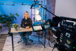 Read more about the article How to Create Content Consistently as a Solo Founder with AI in 2026